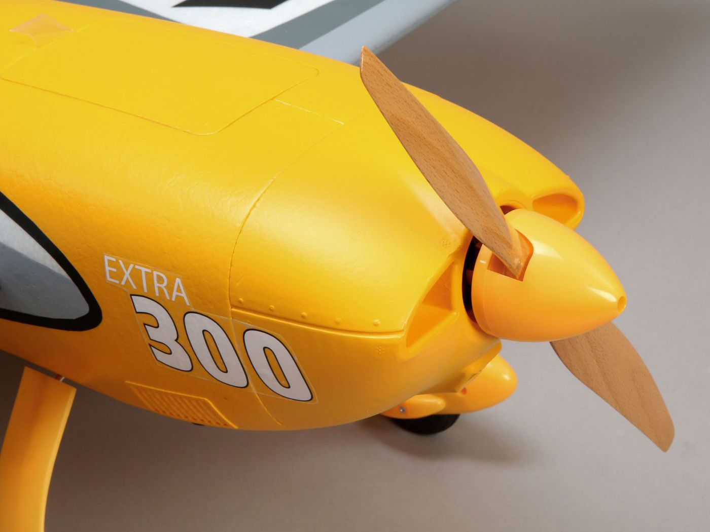 extra 300 3d 1.3 m bnf basic